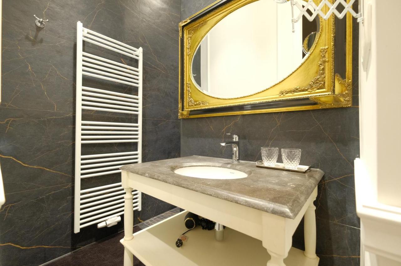 Suite La Duchesse Et Parking Prive Gratuit Mons Dış mekan fotoğraf